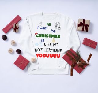 Vánice mají svoje klasiky - cukroví, světýlka, a momenty, který tě rozesměji i po tisící. Tahle mikina je přesně ten typ...